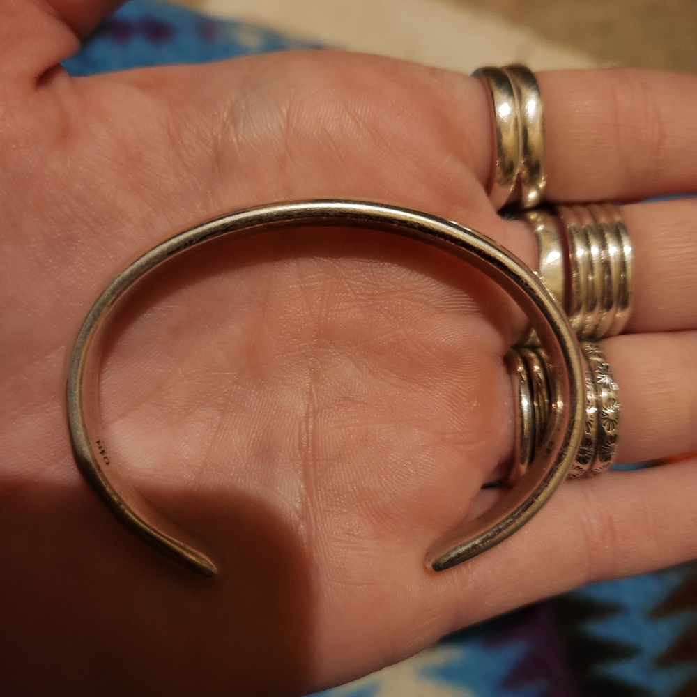 Numi Olive Plain Stacker Cuff XS - Picture 3 of 4